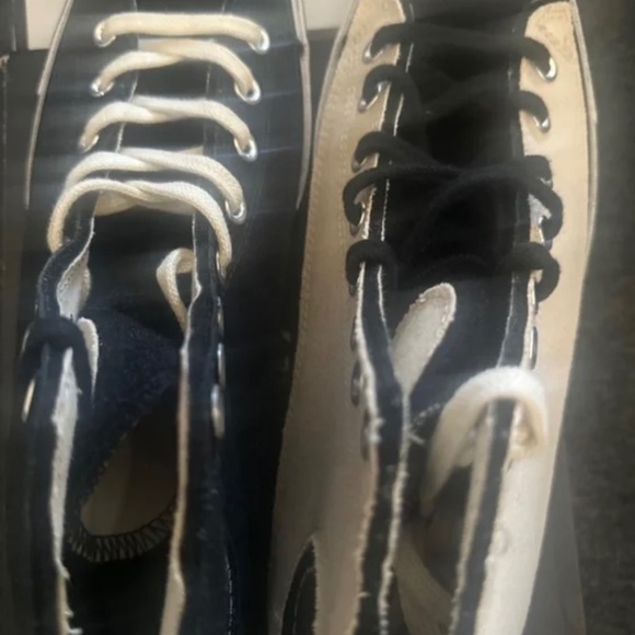 Converse ( new) rare style - Picture 1 of 8